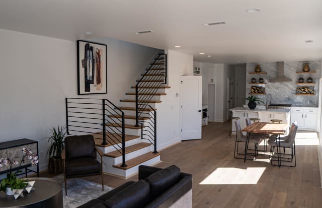 688 South Willow Avenue photos photos