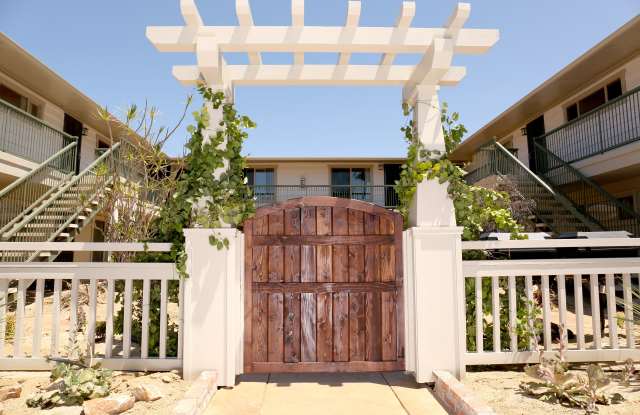 Harbor Villa Gallery 3