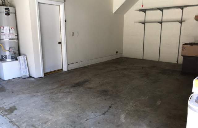 1306 South Mayflower Avenue Gallery 4