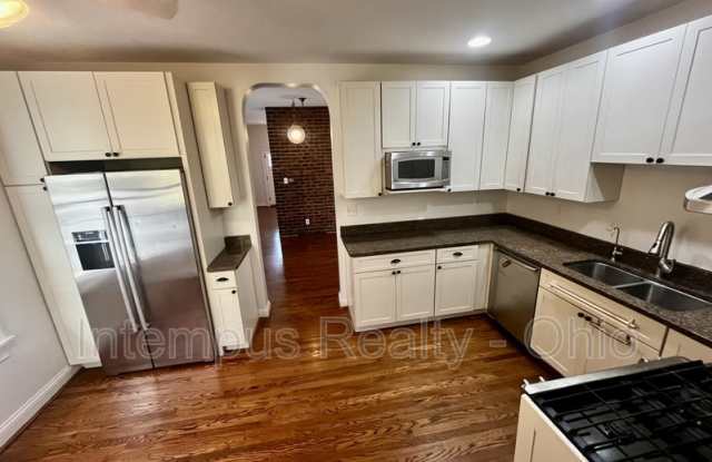3724 Stevens Pl Gallery 2