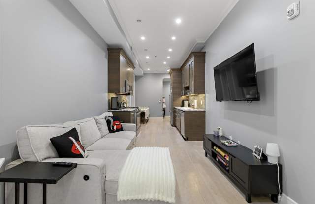 313 WASHINGTON ST photos photos