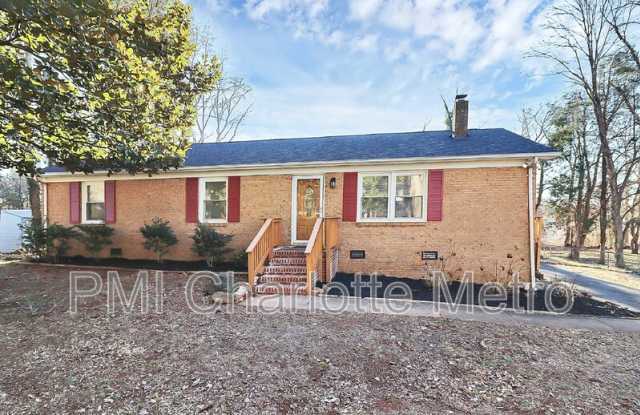 9916 Windrift Road photos photos