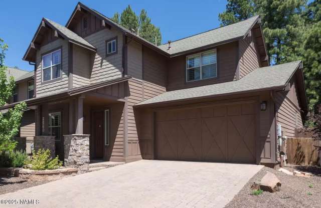 Elegant Presidio in the Pines Home! 5 Bed, 2.5 Bath + 2 Car Gar. & A/C! Students & Small Pets OK! - Avail. June 1st! photos photos