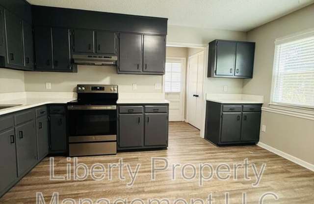 1002 Ryder Court Gallery 3
