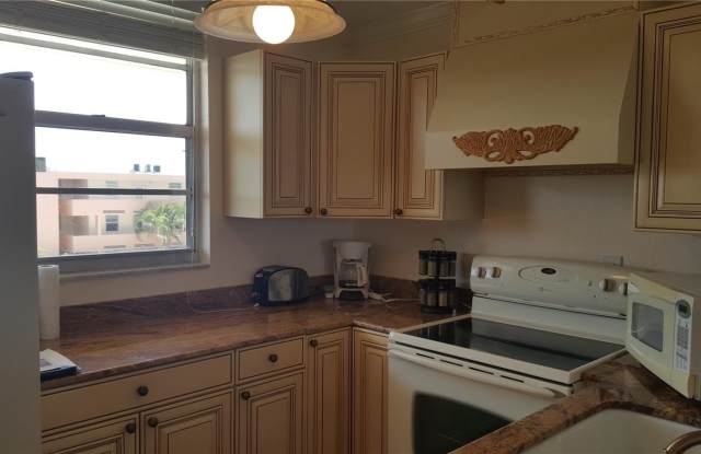 7465 S BAY ISLAND DRIVE S Gallery 3