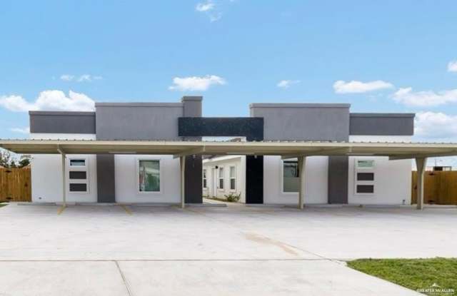 100 Lauryn Drive - 100 Lauryn Drive, San Juan, TX 78589