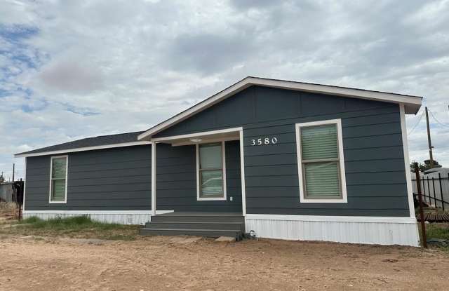 3580 N Treadway photos photos