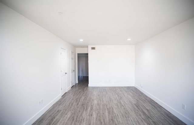 1920 Sanford Drive Gallery 4