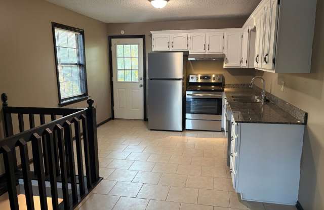 Secluded Parkville Duplex! Gallery 1