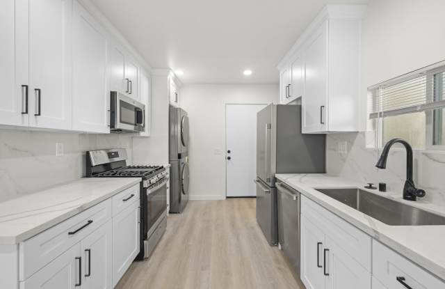 4160 Kansas Street - 2 photos photos
