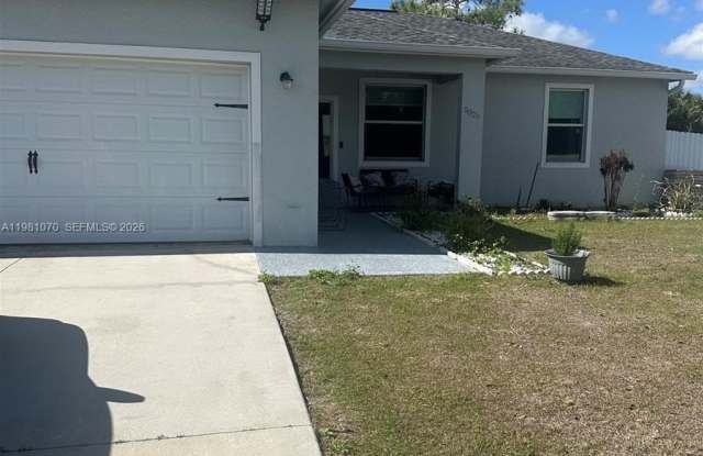 5029 S Peachtree Cir photos photos