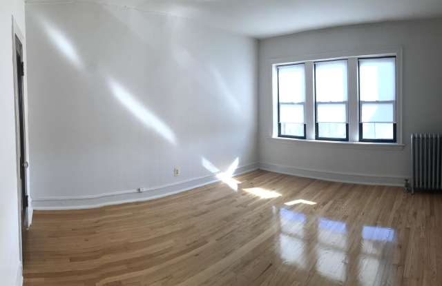 8300 So. May St - Unit 3 Gallery 2