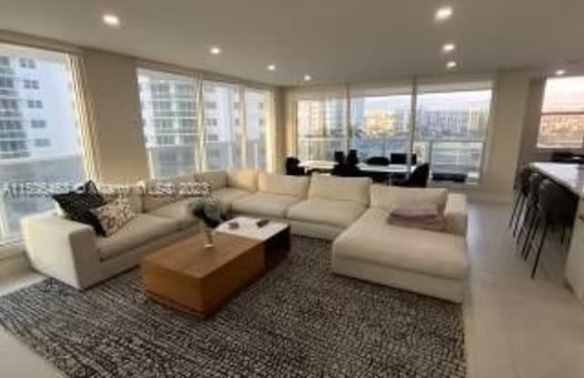 2751 S Ocean Dr photos photos