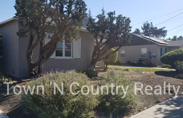 Charming 3-Bedroom Home in South Salinas – Just Reduced! photos photos