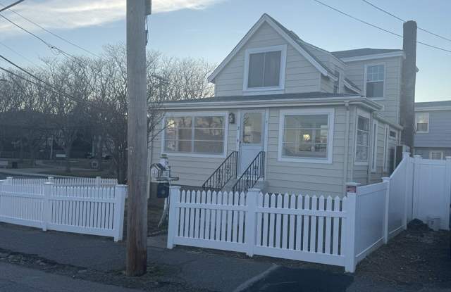 2 Sea Ave unit: 1 photos photos