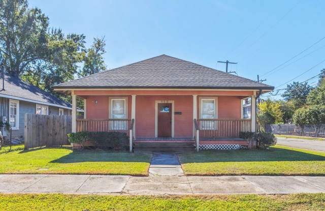 900 Division Street photos photos