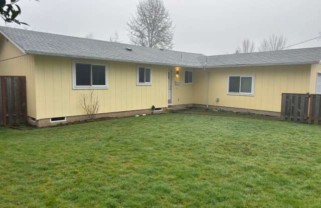 Beautiful 3 Bedroom 2 Bath Located in NW Corvallis! photos photos