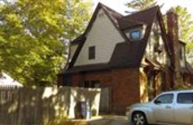 410 Carpenter Avenue Northwest Gallery 2