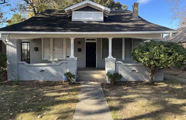 1805 Maple B photos photos