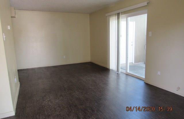 5046 Meandering Gallery 3