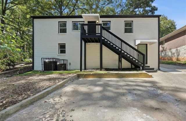 1242 Centra Villa Drive SW Gallery 1