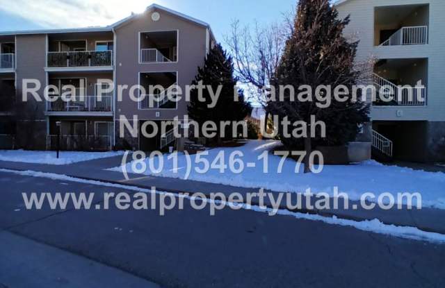 2 Bed 2 Bath Condo in Clearfield Available! photos photos