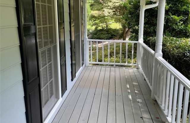 324 Rockmoor Trail Gallery 4
