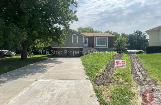 New Price! 3 Bedroom, 2.5 Bathroom with 2 Car Garage in Independence, Missouri photos photos