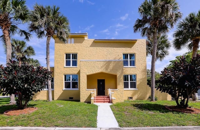 604 Beach Ct - 604 Beach Court, Fort Pierce, FL 34950 604 Beach Ct - 604 Beach Court, Fort Pierce, FL 34950