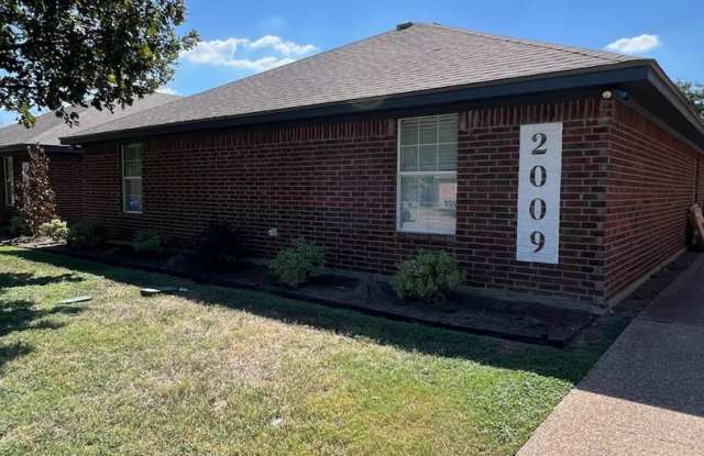 4 Bed/2 Bath photos photos 4 Bed/2 Bath photos photos