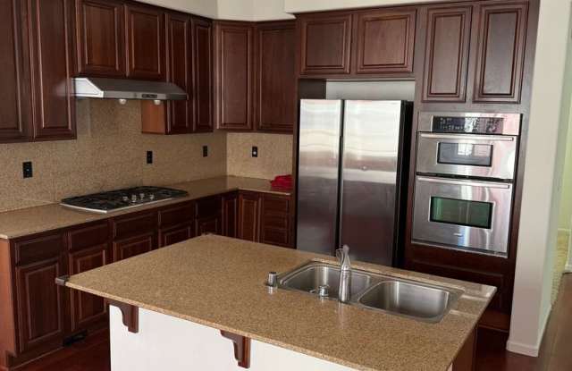 $4,600 / Beautiful 3BR + Bonus Room / 2.5BA Single-Family Home in Warm Springs, Fremont photos photos