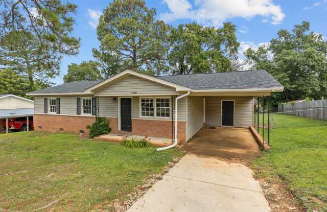 3 Br/2Ba Ranch Close to Post Gallery 1