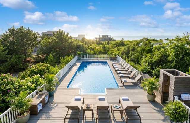 800 Dune Road Gallery 4