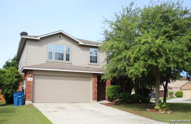 2220 Fitch Dr - 2220 Fitch Drive, New Braunfels, TX 78130