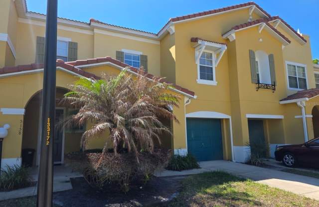 5160 AMBERGRIS Loop Gallery 3