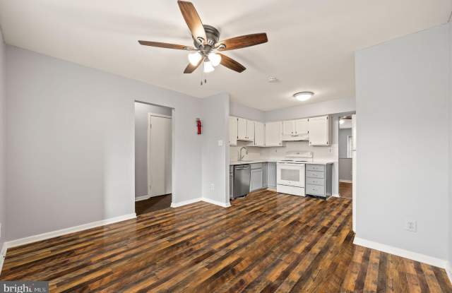4204 FRANKLIN Court Gallery 3