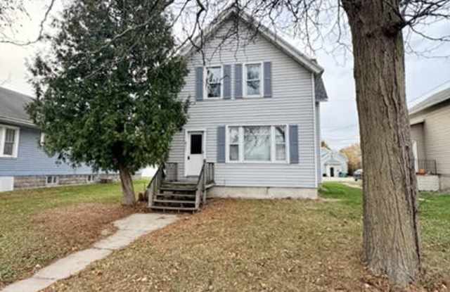 611 North Broadway - A - Upper photos photos