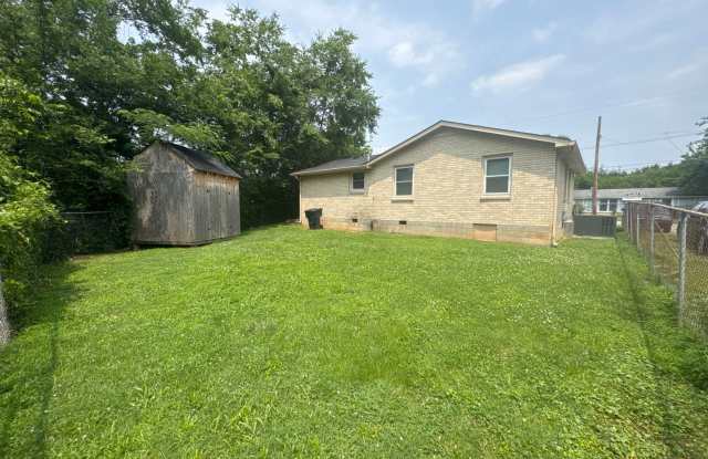 For Rent – Fully Renovated 3-Bed, 2-Bath Home in Prime Location! Gallery 3