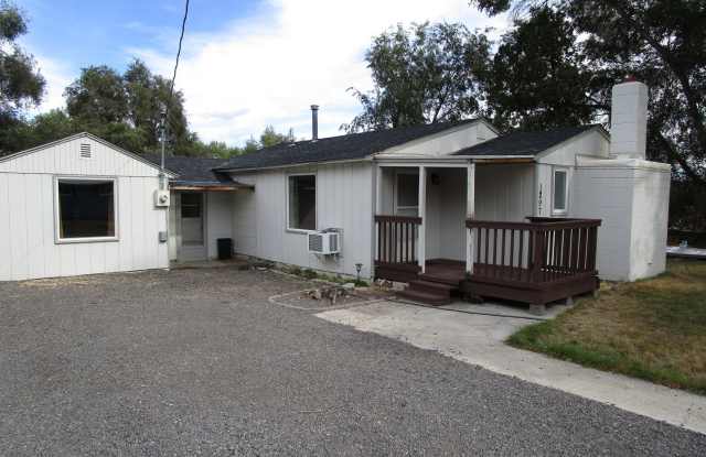 3 Bedroom Home on 3/4 Acre - Available Soon! photos photos