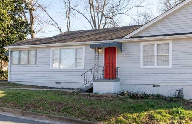 352 Adams Street - 352 Adams Street, Griffin, GA 30223