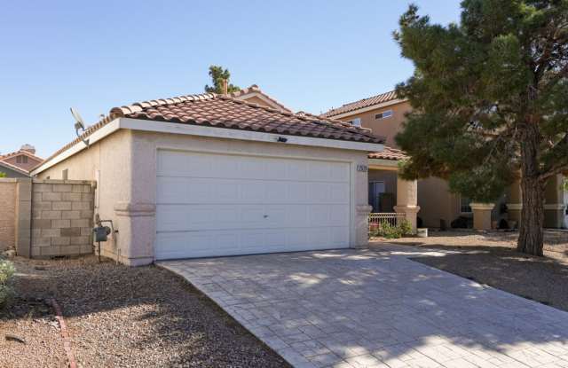 3 BD 2 BTH SINGLE STORY FOR RENT IN GREEN VALLEY! * COMING SOON * photos photos