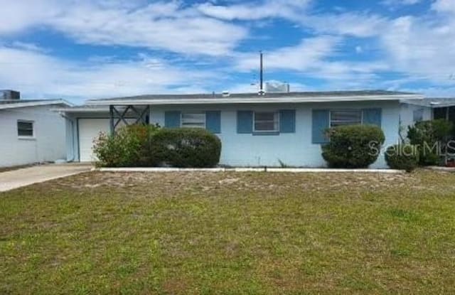 1515 COUNCIL DRIVE - 1515 Council Drive, Sun City Center, FL 33573