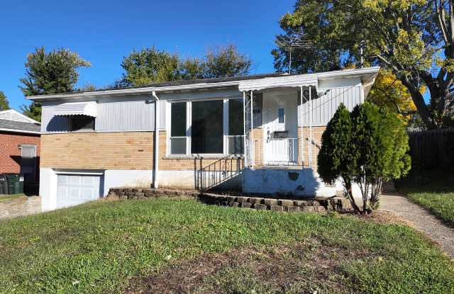 2660 Sandhurst Dr photos photos