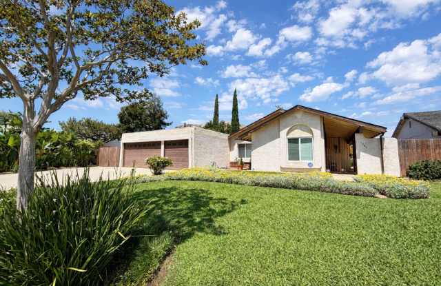 Beautiful 4 Bedroom 2 Bathroom Singe Story House!! photos photos