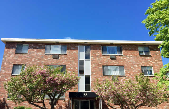 Gardner Street Apartments Gallery 3