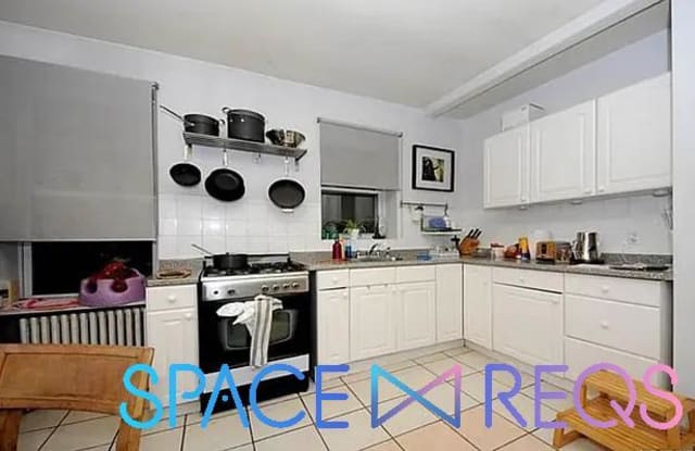 288 Mcguinness Boulevard - 288 McGuinness Boulevard, Brooklyn, NY 11222