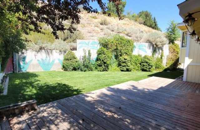3575 Gibraltar Drive Gallery 3