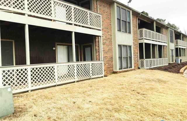 5035 Seven Pine Circle Gallery 1
