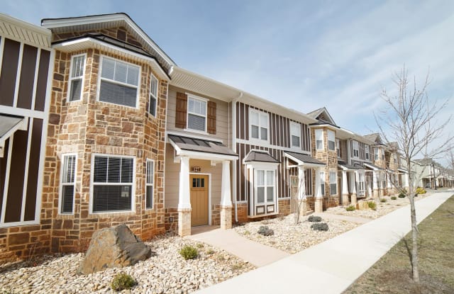 121 Portico Street - 121 Portico Street, Lynchburg, VA 24502