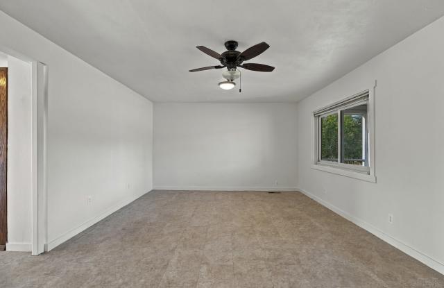 57926 South Bachelor Flat Road Gallery 3